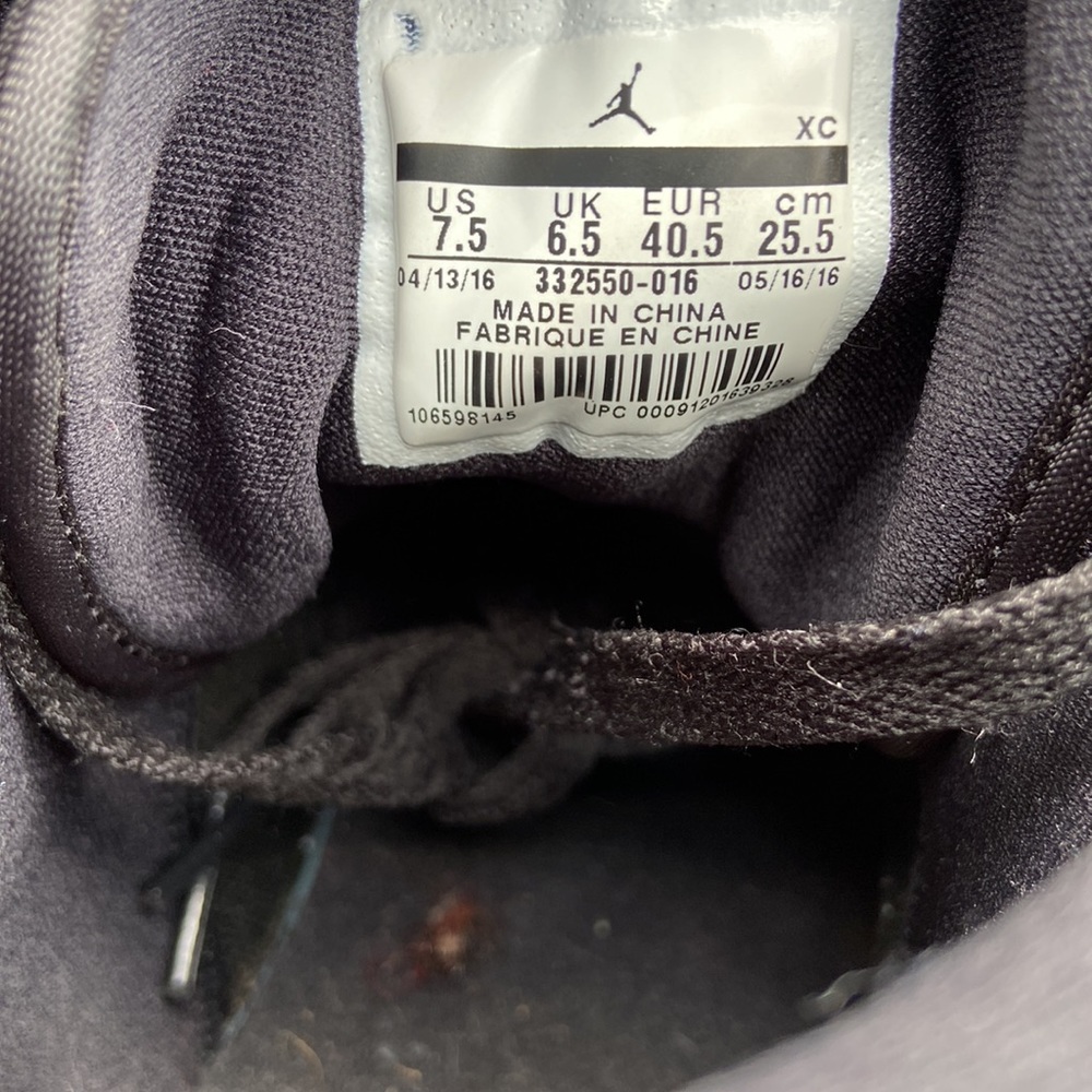 Air Jordan 1 High Retro Bronze Metal Size 9 Women’s Sneakers (2016) - Picture 12 of 13